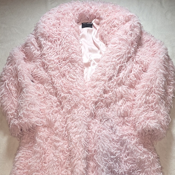 Naked Wardrobe Faux Feather Baby Pink Long Coat Size Large - Picture 2 of 7
